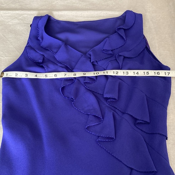 Semi formal dress - Picture 4 of 6